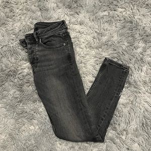 Black Skinny Jeans